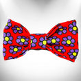 Load image into Gallery viewer, Daisies Doggie Bow Tie